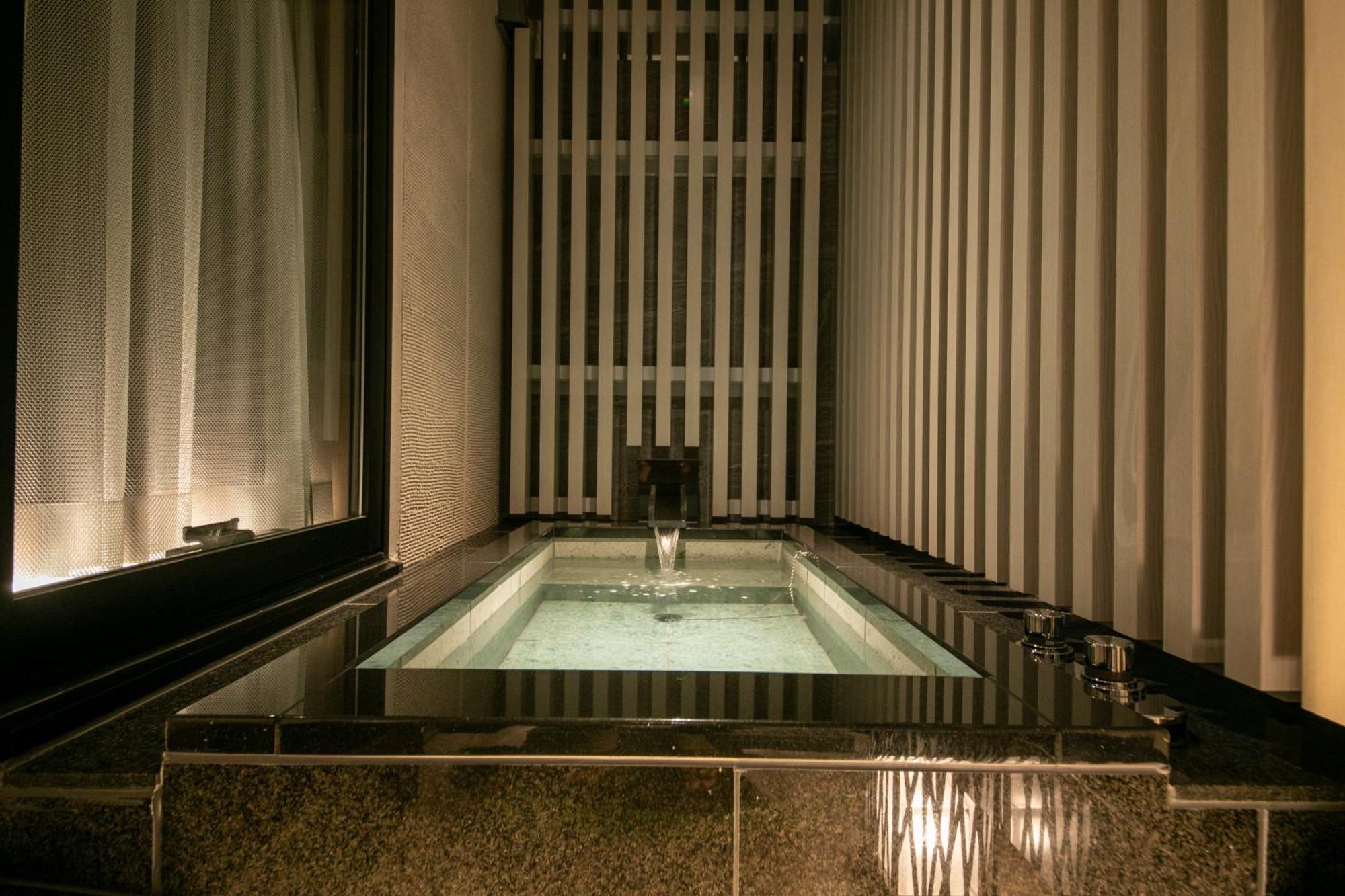 Hotel Karuta Akasaka -Adult Only- Tokio Buitenkant foto